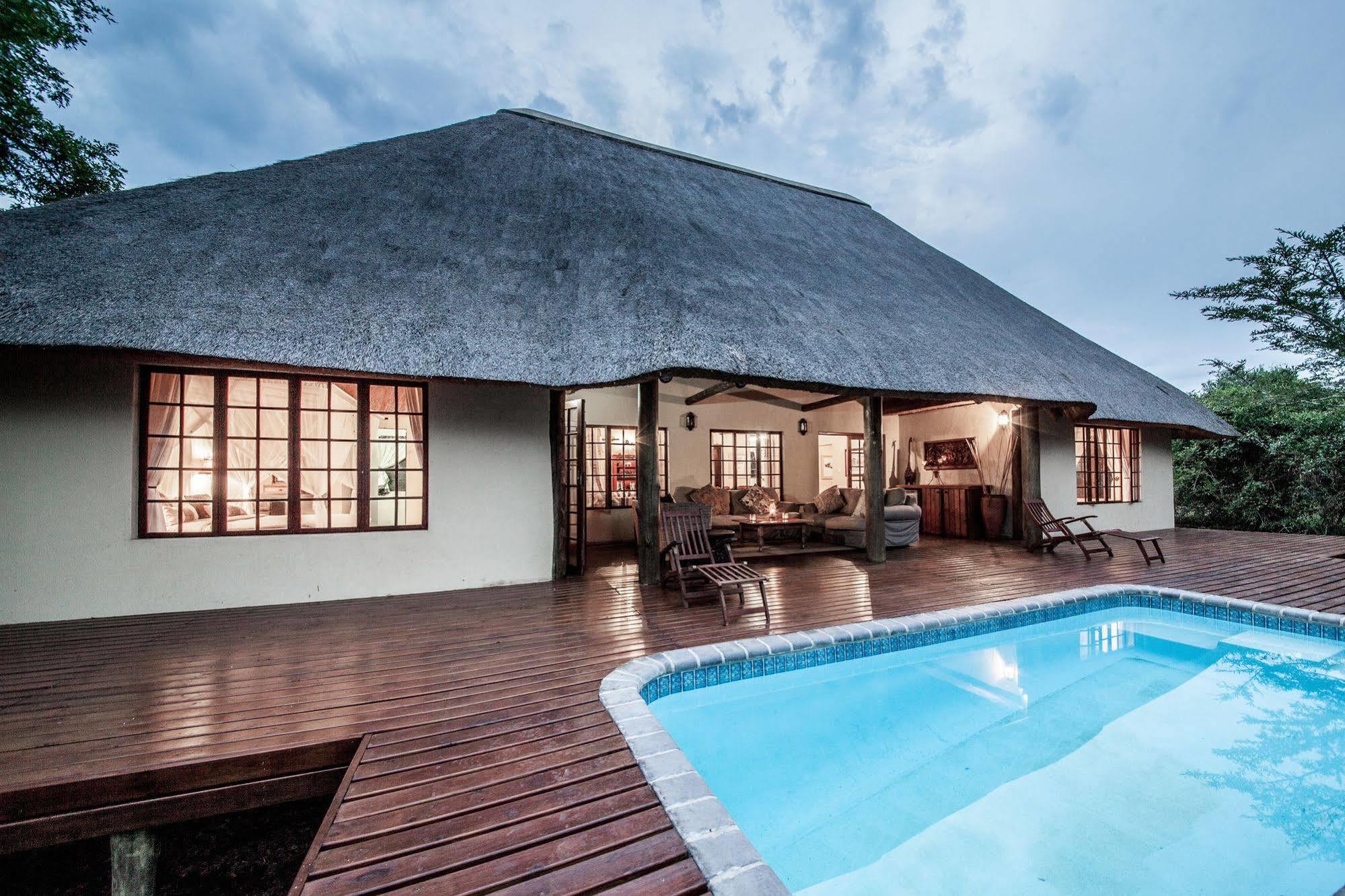 Rhino River Lodge Manyoni Private Game Reserve Екстер'єр фото